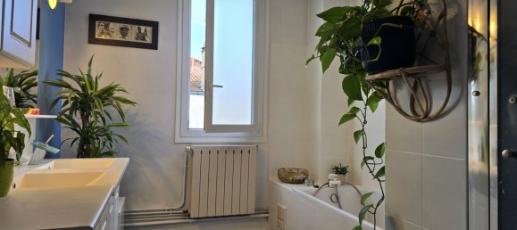 Casa de 3 dormitorios en Saint-Andre-les-Vergers, France No. 55512 7