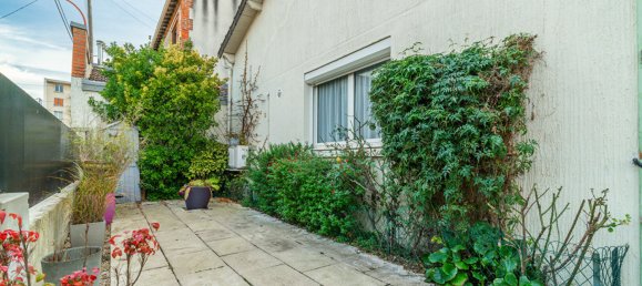 3 bedrooms House in Colombes, France No. 134531 3