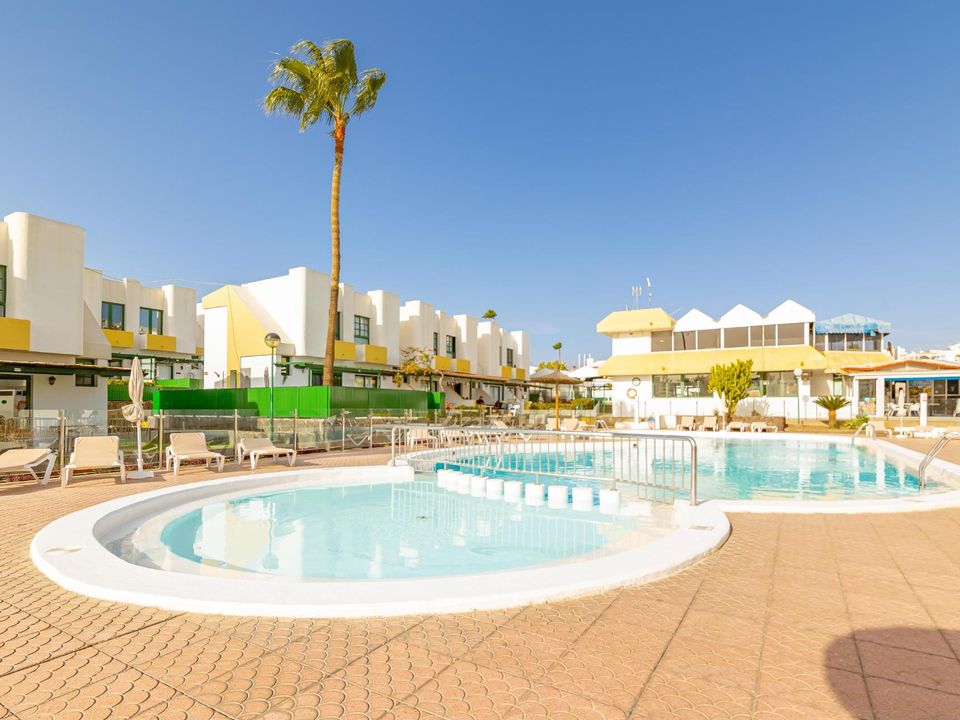 1 غرف نوم منزل ذو طابقين في San Bartolome De Tirajana, Spain رقم 258911