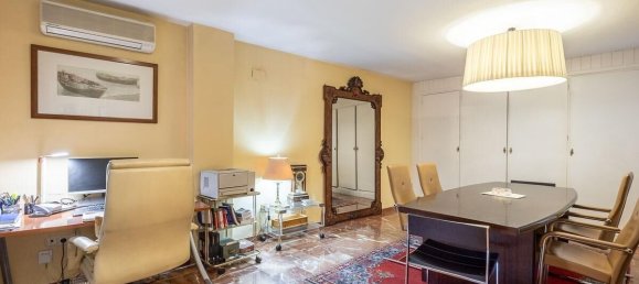 Apartamento de 3 dormitorios en Granada, Spain No. 25986 8