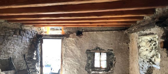 Дом с 6 комнатами в Шатийон, Италия № 251910 8