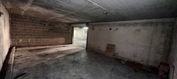 Garagem em Marseille, France N.º 342789 2