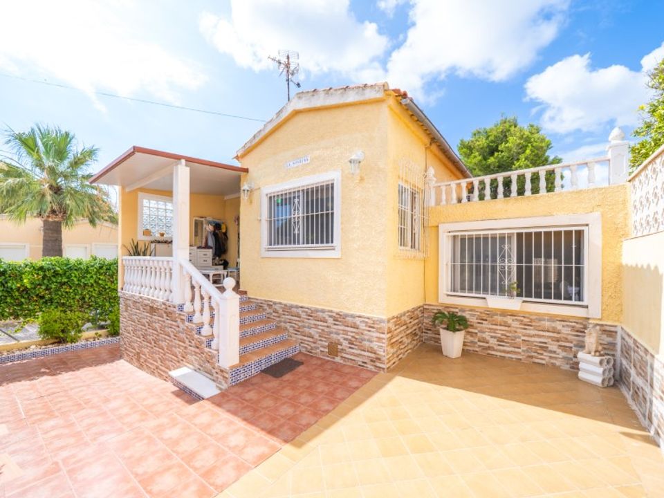 2 Schlafzimmer Villa in La Marina, Spain, Nr. 170262