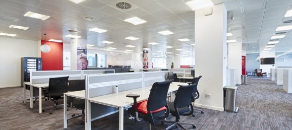  مكتب في Luqa, Malta 1040متر مربع رقم 12282 2