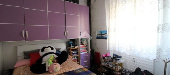 4-salle Appartement à Genoa, Italy No. 124369 17