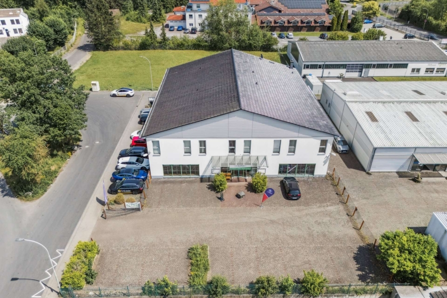 Propiedad comercial en Linden, Germany No. 314095