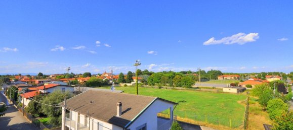 3 rooms Apartment in Inveruno, Italy No. 284702 3