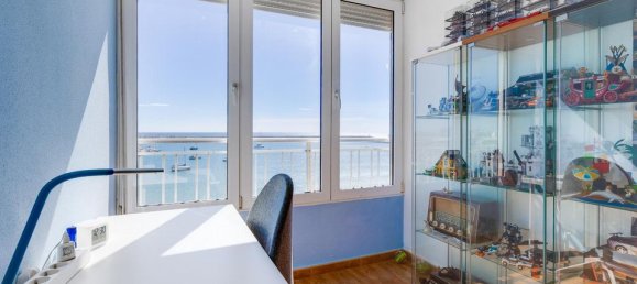 Apartamento de 3 dormitorios en Torrevieja, Spain No. 176291 33