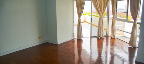 4 bedrooms Condo in Bangkok, Thailand No. 7512 14