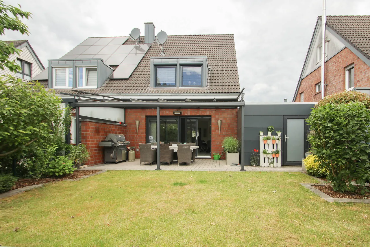 3 غرف نوم تاون هاوس في Monchengladbach, Germany رقم 315799