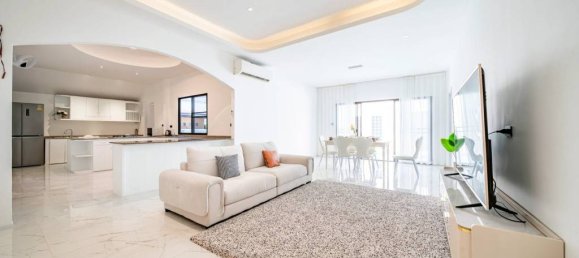 5 Schlafzimmer Villa in Bang Lamung, Thailand, Nr. 67628 3