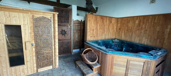 5 bedrooms House in Chaumont-en-Vexin, France No. 39414 9