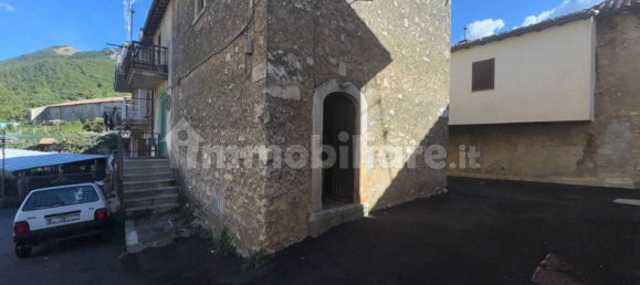 1 Schlafzimmer Haus in Camerata Nuova, Italy, Nr. 370319 23