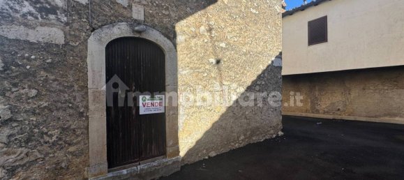 1 Schlafzimmer Haus in Camerata Nuova, Italy, Nr. 370319 3