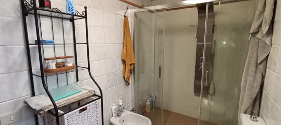 Дом с 4 комнатами в Капаннори, Италия № 190530 12