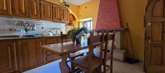 2 rooms Apartment in Acuto, Italy No. 291996 7