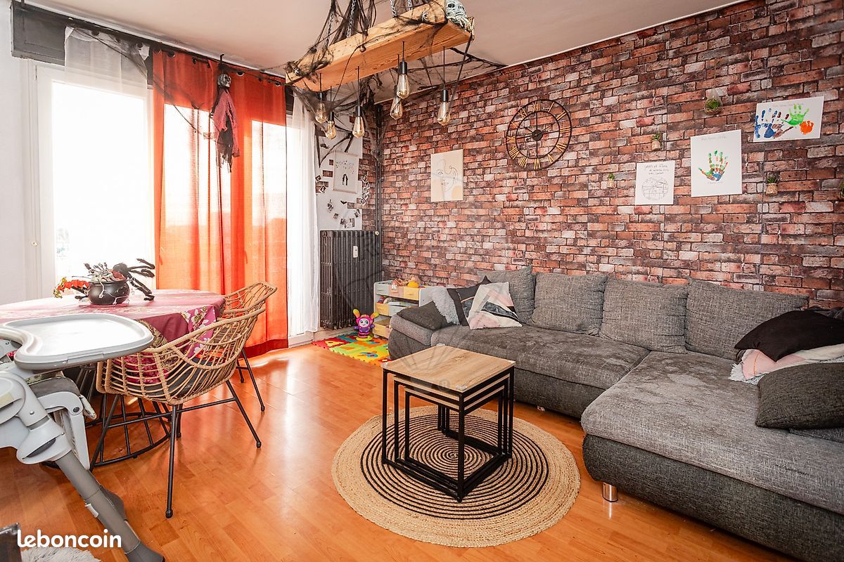 3 bedrooms Apartment in Wintzenheim, France No. 214539