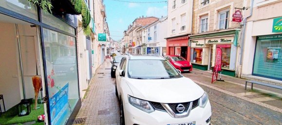 2 غرف نوم عقار تجاري في Bourbonne-les-Bains, France رقم 64135 5