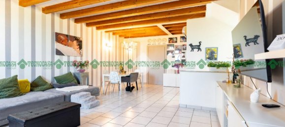 Apartamento de 5 habitaciónes en Castelfranco Emilia, Italy No. 232343 13