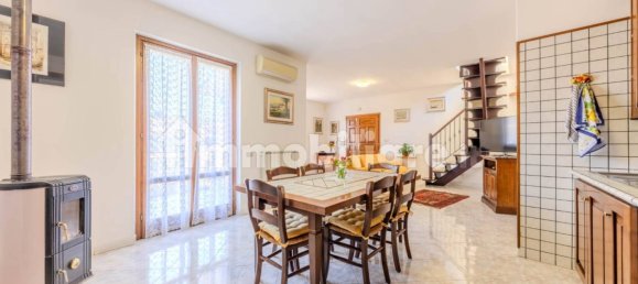 3 bedrooms Apartment in Capodimonte, Italy No. 274804 17