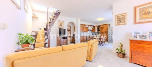 3 bedrooms Apartment in Capodimonte, Italy No. 274804 6