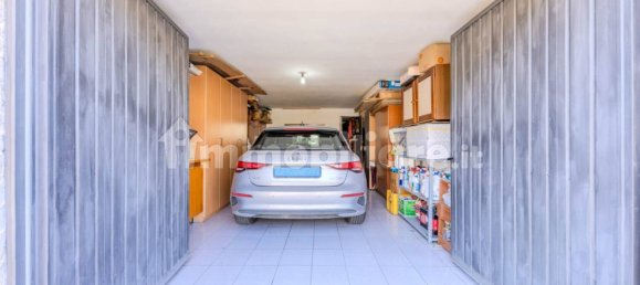 3 bedrooms Apartment in Capodimonte, Italy No. 274804 5