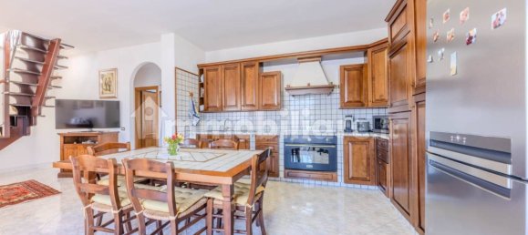 3 bedrooms Apartment in Capodimonte, Italy No. 274804 14