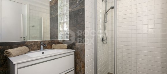 4 bedrooms Villa in Malaga, Spain No. 44418 23