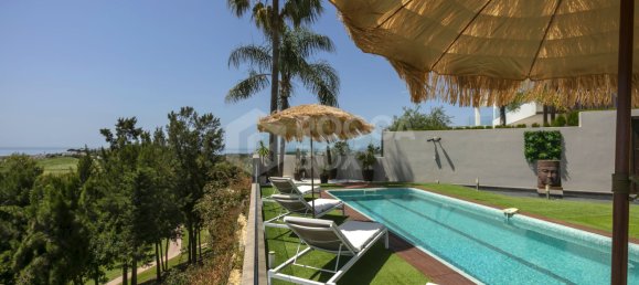 4 bedrooms Villa in Malaga, Spain No. 44418 25