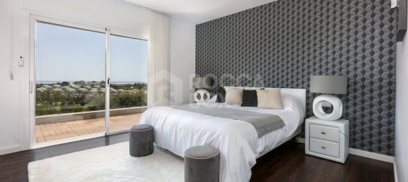 4 bedrooms Villa in Malaga, Spain No. 44418 8