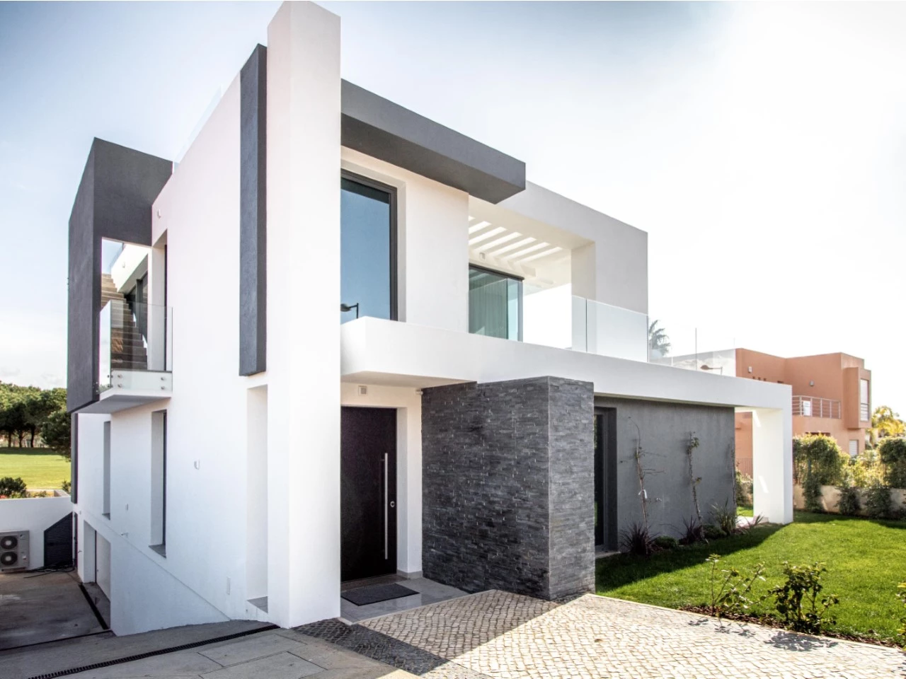 4 bedrooms House in Quarteira, Portugal No. 114972