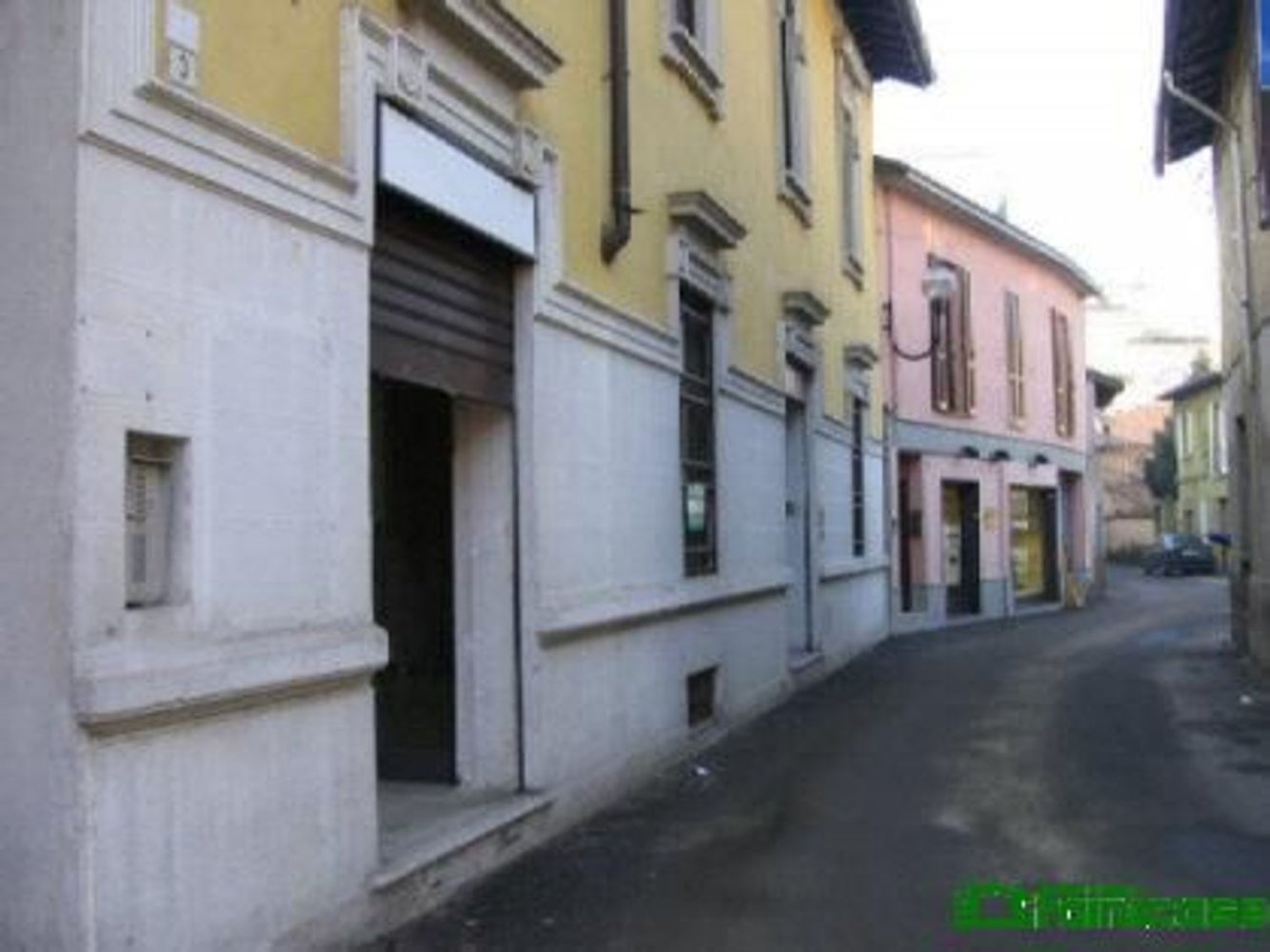 2 rooms Commercial property in Melzo, Italy No. 137709