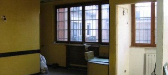 2 rooms Commercial property in Melzo, Italy No. 137709 3