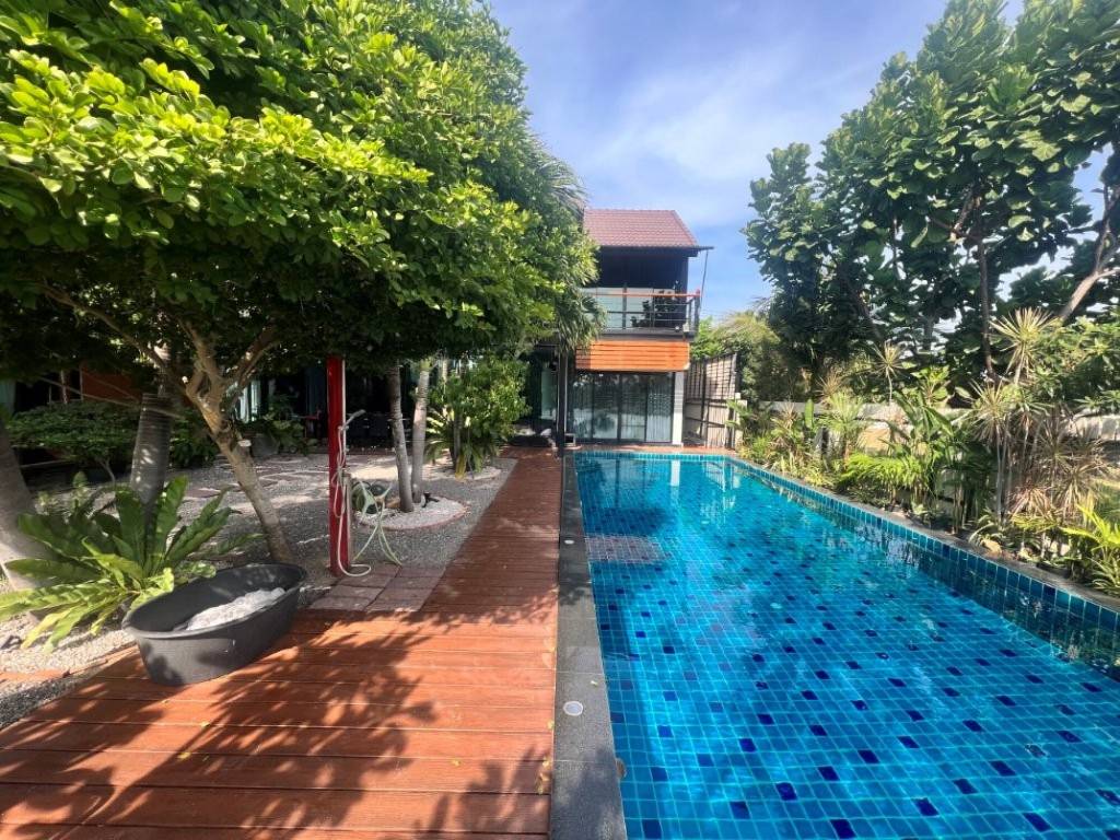 Вилла с 5 спальнями в Пран Бури, Таиланд № 26612