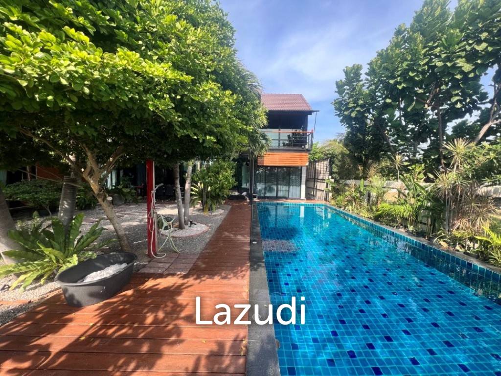 5 bedrooms Villa in Pran Buri, Thailand No. 26612