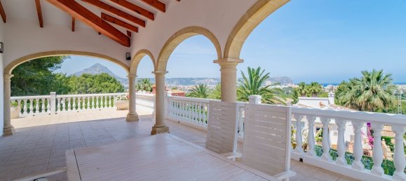4 bedrooms Villa in Javea, Spain No. 11963 8