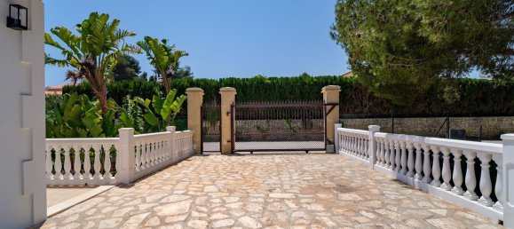 4 bedrooms Villa in Javea, Spain No. 11963 10