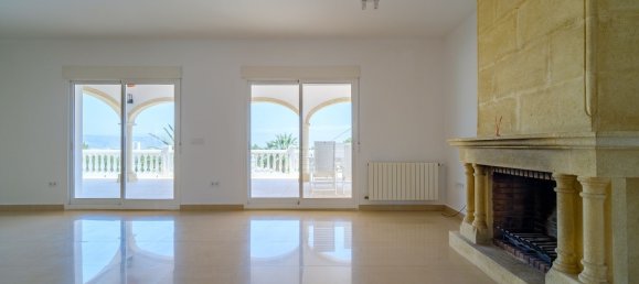 4 bedrooms Villa in Javea, Spain No. 11963 2