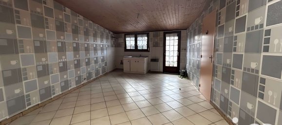 2 bedrooms House in Denain, France No. 55885 3