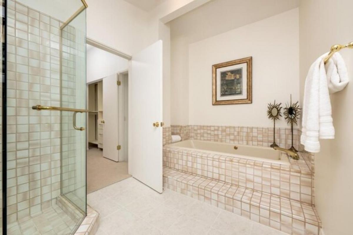 4 bedrooms House in Belmont, USA No. 303593