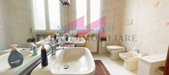 10-salle Villa à Sermide e Felonica, Italy No. 89036 15