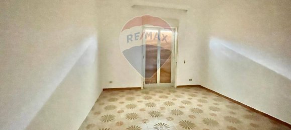 4 bedrooms Apartment in Caltanissetta, Italy No. 328475 4