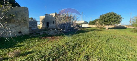 2 bedrooms House in Nardò, Italy No. 330502 2