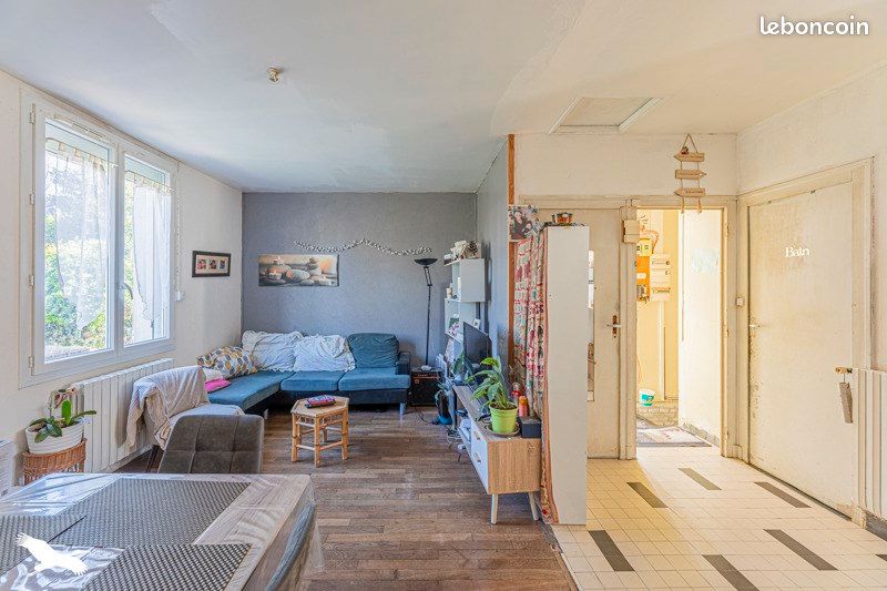 4 bedrooms House in Amboise, France No. 278340