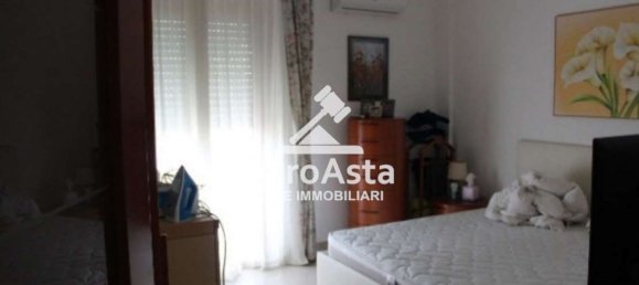 6-salle Appartement à Palermo, Italy No. 293977 13
