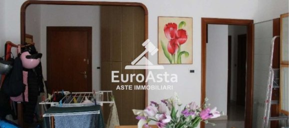 6-salle Appartement à Palermo, Italy No. 293977 5