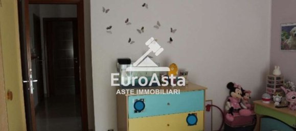 6-salle Appartement à Palermo, Italy No. 293977 9