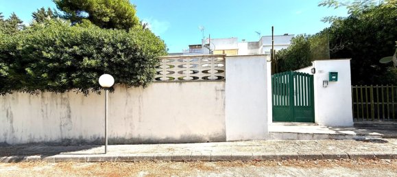 3 rooms Apartment in Uggiano la Chiesa, Italy No. 298716 18