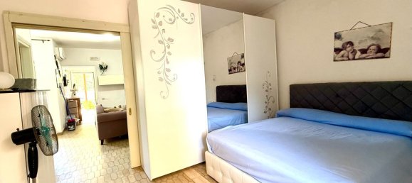 3 rooms Apartment in Uggiano la Chiesa, Italy No. 298716 10