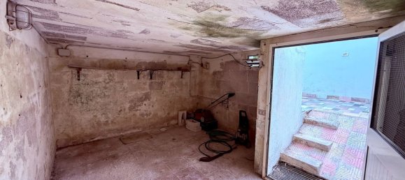 3 rooms Apartment in Uggiano la Chiesa, Italy No. 298716 17